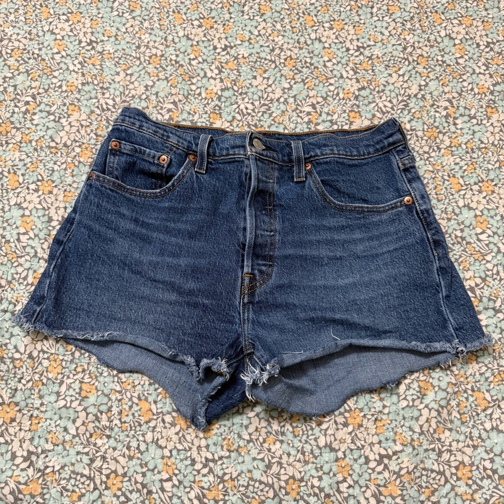 Levi's 501 Denim Short Shorts Womens Size 29